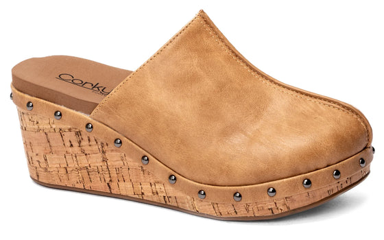 Corkys Women's Marley Wedge Clog - Caramel 10-0084