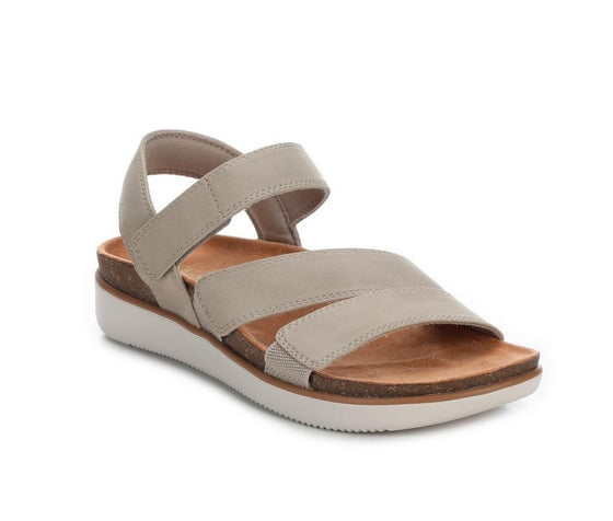 Skechers Women's Lifted Comfort Sandal - Taupe 163252