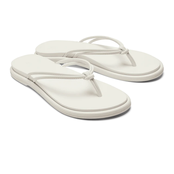 Olukai Women's 'Aka Flip Flop - White/White 20509-4R4R