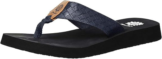 Yellow Box Women's Cocoa Flip Flips - Blue 37218