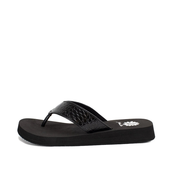 Yellow Box Women's Fina Flip Flop - Black 56210