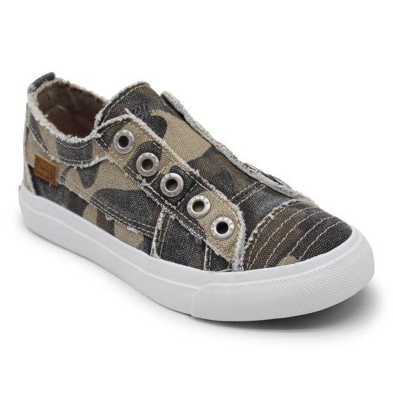 Blowfish Women's Play Slip On Sneaker - Natural Camoflauge Canvas ZS-0061-NCC